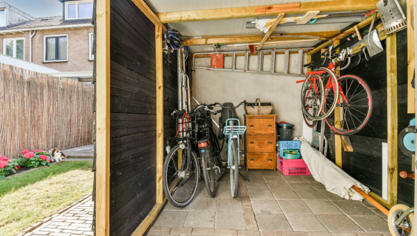 Maximizing Space and Style with Creative Edge Cabinets: Your Ultimate Garage Storage Solution